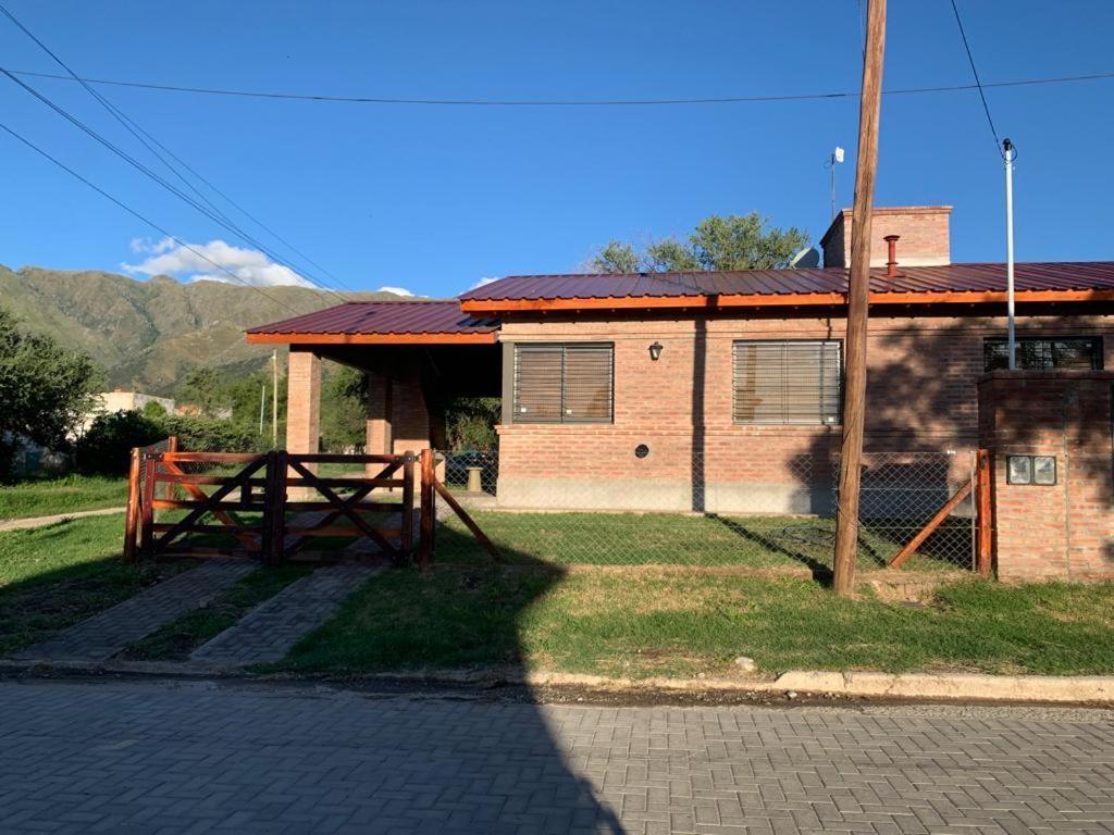 Morada Del Zorro Lodge *